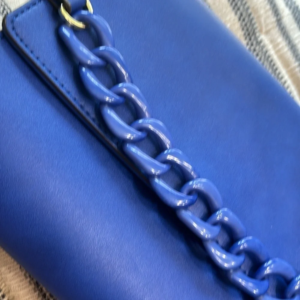 Gianni Bini Cobalt Blue Clutch. Purse | Handbag | Timeless | Vibrant | Trendy.
